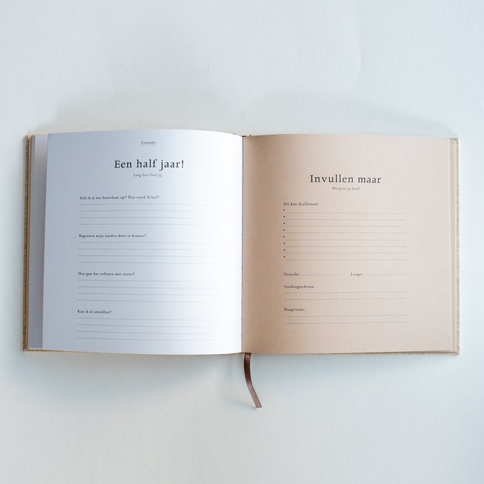 Invulboek baby | EERSTE JAAR herinneringsboek