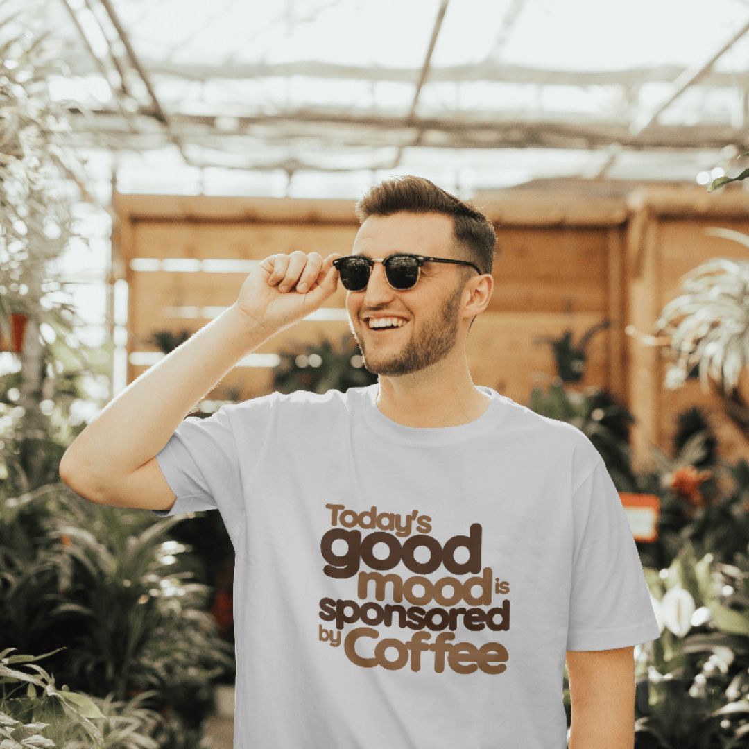 Heren T-shirt R-hals korte mouwen | TODAY'S GOOD MOOD IS SPONSORED BY COFFEE