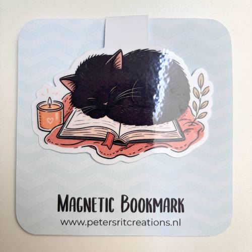 Boekenlegger magneet | Slapende kat op boek