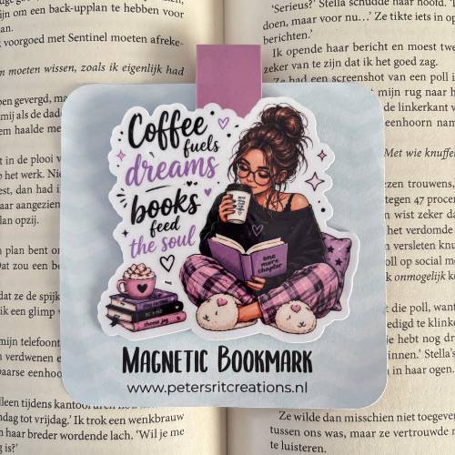 Boekenlegger magneet | Girl coffee fuels dreams books feed the soul