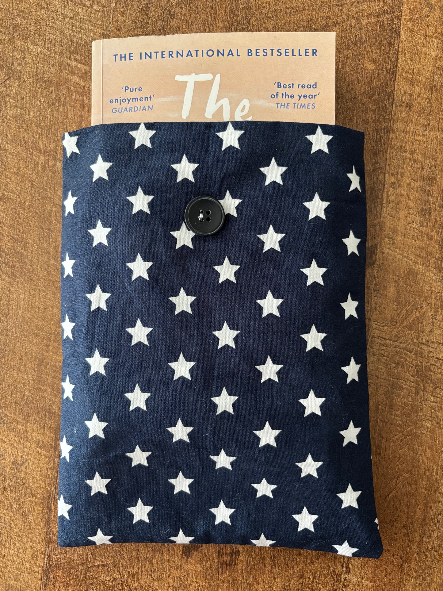 Booksleeve | Stoffen boekenhoes donkerblauw met witte sterren (evt gepersonaliseerd)