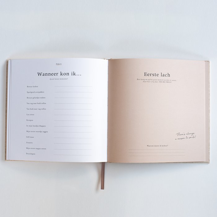 Invulboek baby | EERSTE JAAR herinneringsboek